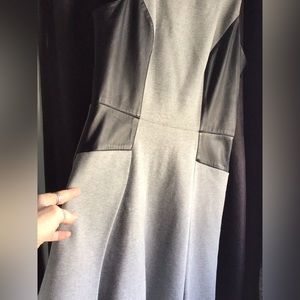 Club Monaco, freshly dry, cleaned for leather side dress